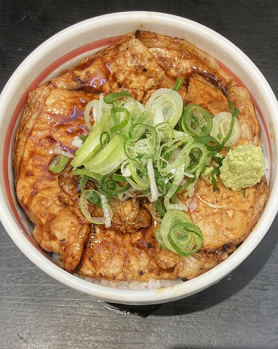 炭焼豚丼信玄 草津店