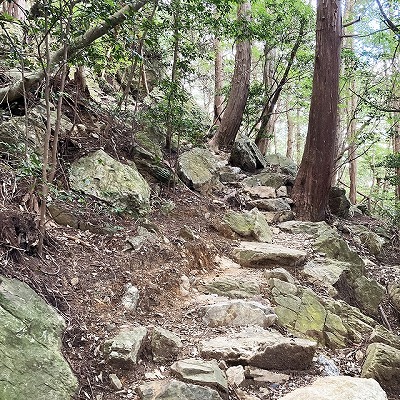 三上山 表登山道入口から山頂への行き方