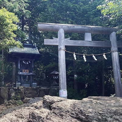 三上山 表登山道入口から山頂への行き方