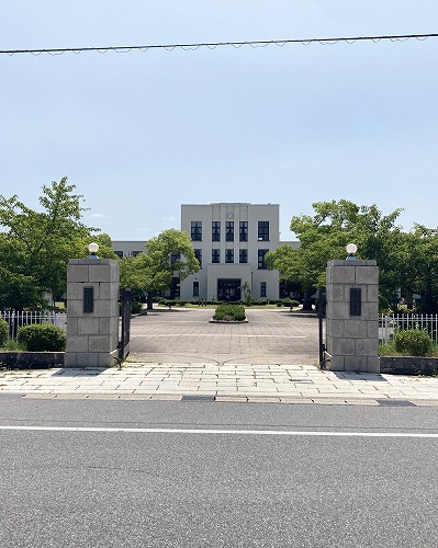 『けいおん！』ファン必見の聖地巡礼！豊郷小学校旧校舎群と酬徳記念館の見どころまとめ